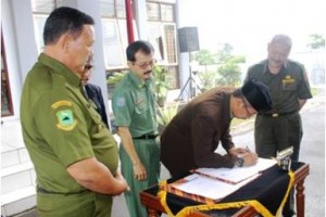 Penandatangan kerjasama BKD dengan Kemenag.